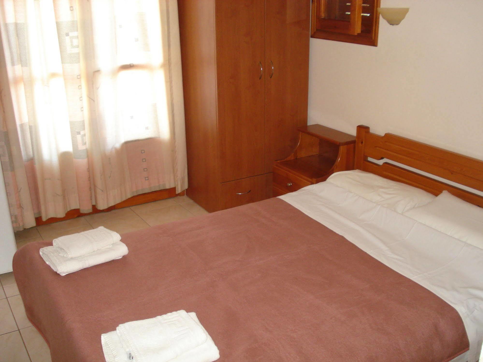 Philoxenia Rooms Sitía Exterior foto